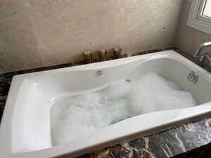 Furnished Amenities in 4 BHK Apartment at Prestige White Meadows, Whitefield – for Rent