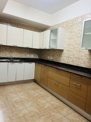 Kitchen in 3.5 BHK Builder Floor at Vipul World Floors, Sector 48 – for Sale