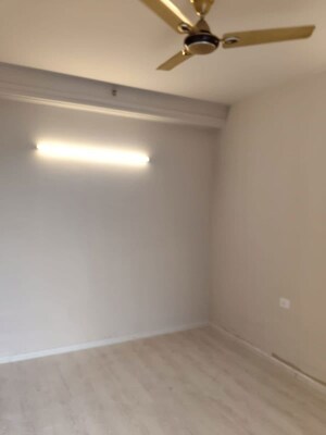 Room in 2 BHK Apartment at M3M Heights, Sector 65 – for Rent
