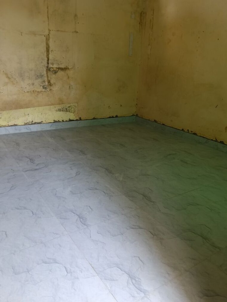 Room, industrial area phase ii 1 RK 300 Sq.Ft. Builder Floor In Industrial Area Phase ii Chandigarh 10551166