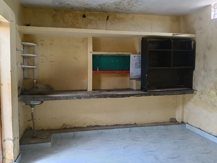 Kitchen, industrial area phase ii 1 RK 300 Sq.Ft. Builder Floor In Industrial Area Phase ii Chandigarh 10551166