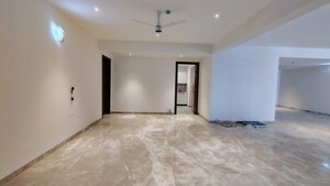 Room in 4 BHK Apartment at Prestige White Meadows, Whitefield – for Rent