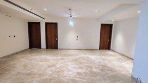 Room in 4 BHK Apartment at Prestige White Meadows, Whitefield – for Rent