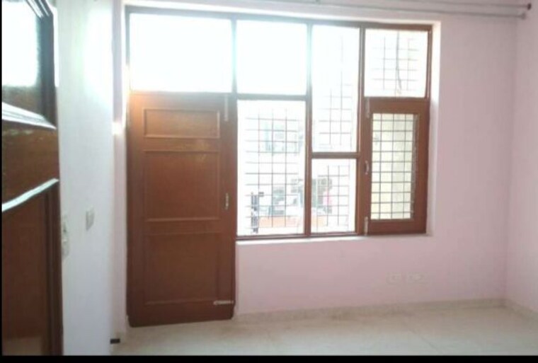 Room, sector 49 3 Bedroom 1500 Sq.Ft. Builder Floor In Sector 49 Chandigarh 10551184
