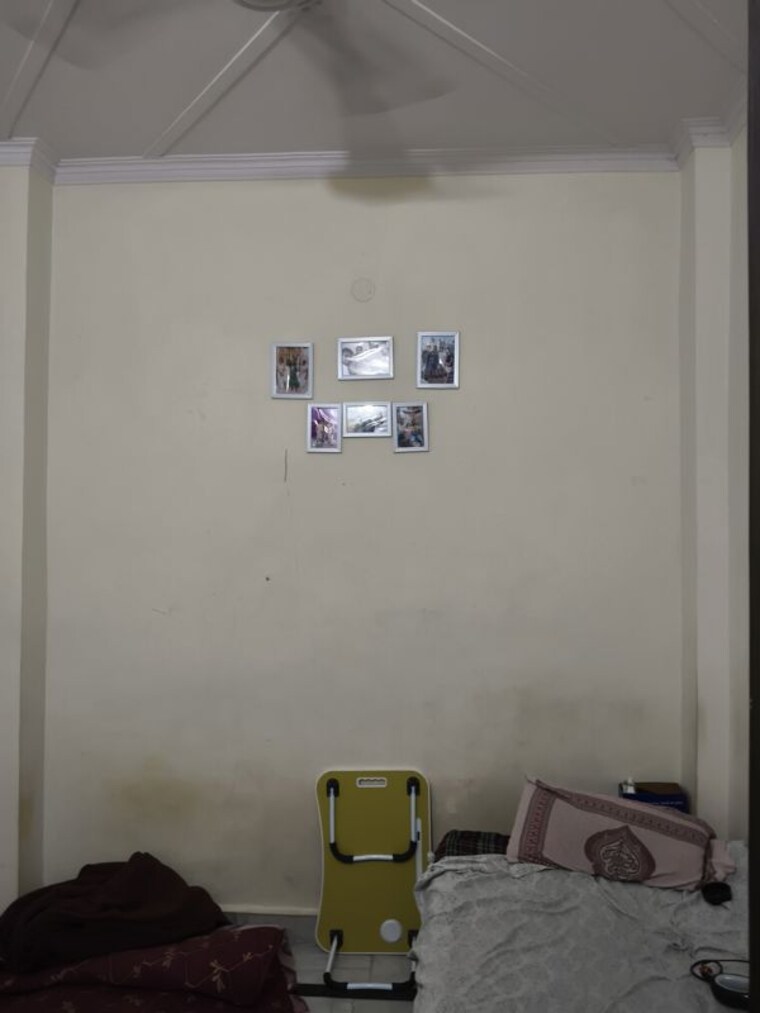 Bathroom, govindpuri 2 Bedroom 55 Sq.Yd. Builder Floor In Govindpuri Delhi 10551182