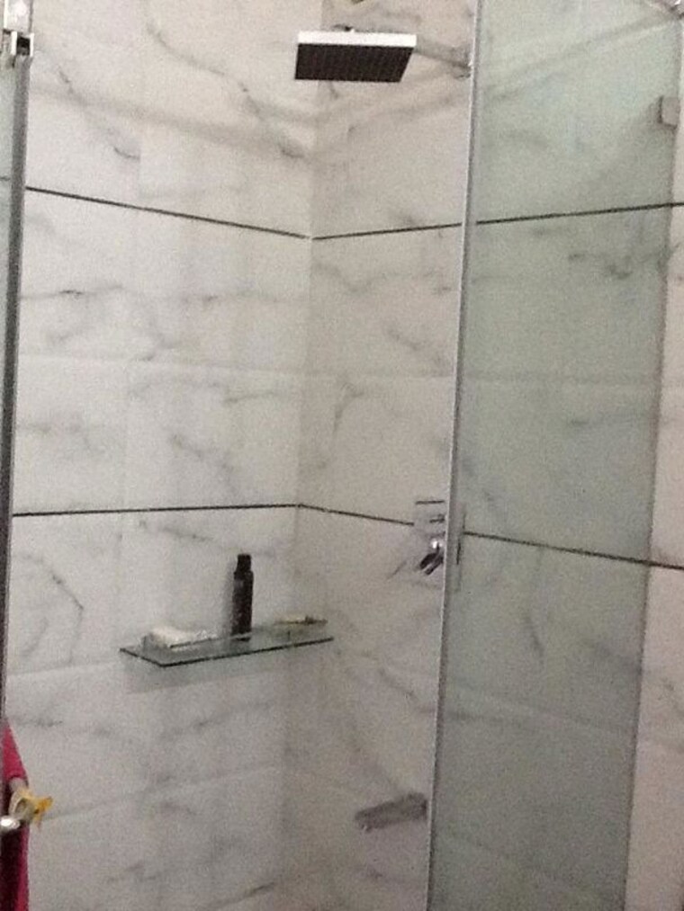 Bathroom, jaipuria-plaza 5 Bedroom 164 Sq.Mt. Independent House In Sector 26 Noida 10551197