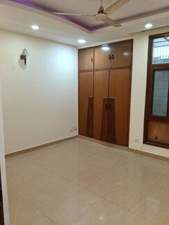 5 BHK + Study Room Independent House For Sale in Jaipuria Plaza