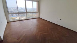 Room in 4 BHK Apartment at Prestige White Meadows, Whitefield – for Rent