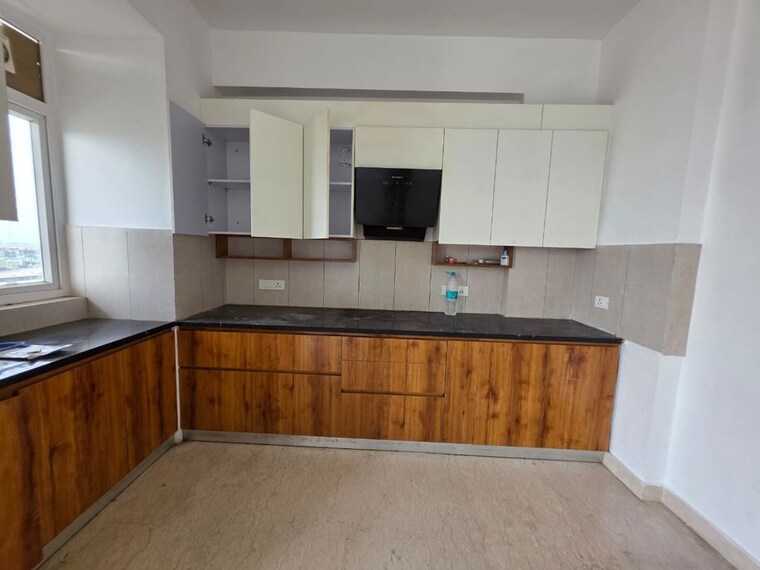 Kitchen, ss-the-leaf 3 Bedroom 2408 Sq.Ft. Apartment In Sector 85 Gurgaon 10551211