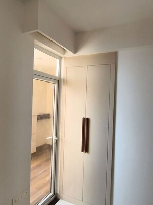 Room in 3 BHK Apartment at Sector 82 A – for Rent