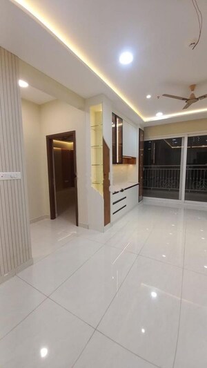 Room in 3 BHK Apartment at Prestige Beverly Hills, Kokapet – for Rent