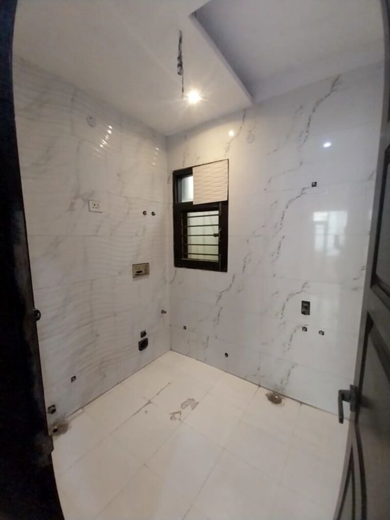 Bathroom, indraprastha colony 3 Bedroom 1905 Sq.Ft. Builder Floor In Indraprastha Colony Faridabad 10551279