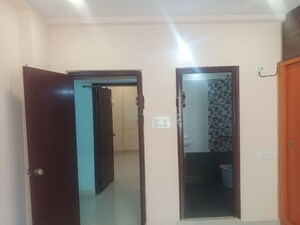 Room in 3 BHK Apartment at Gandhi Towers, Kukatpally – for Rent