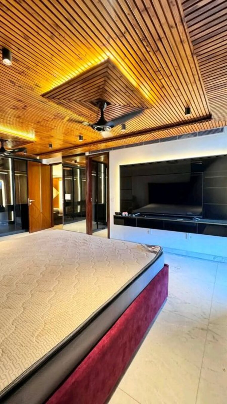 Kitchen, sector 55 4 Bedroom 5500 Sq.Ft. Builder Floor In Sector 55 Gurgaon 10551287