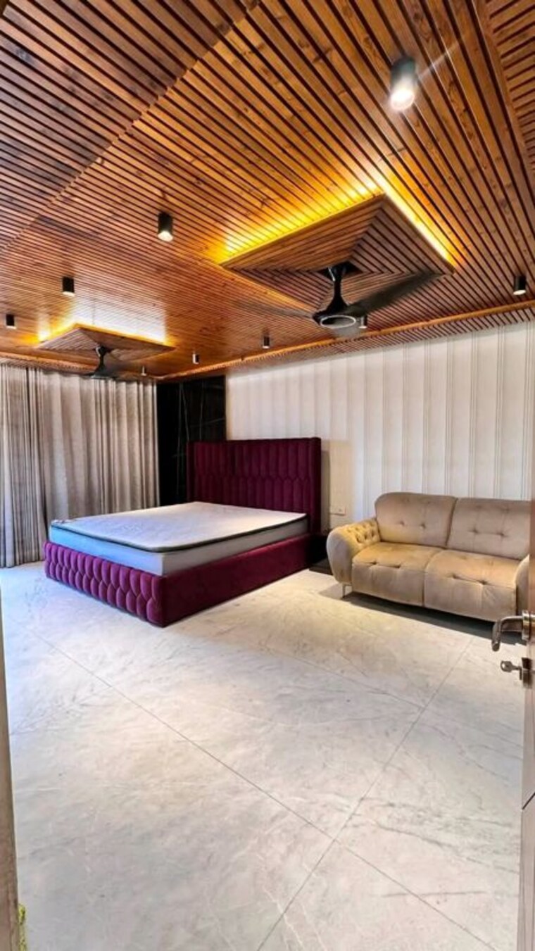 Bedroom, sector 55 4 Bedroom 5500 Sq.Ft. Builder Floor In Sector 55 Gurgaon 10551287