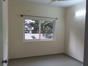 Room in 3 BHK Apartment at TVS Emerald Jardin, Singasandra – for Rent