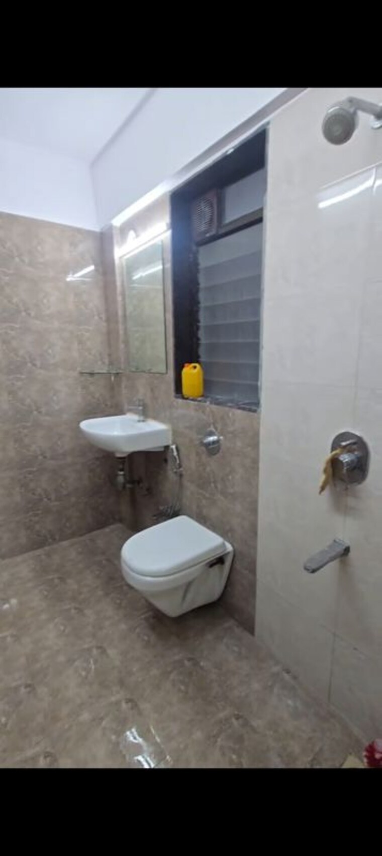 Bathroom, juhu-pearl 2.5 Bedroom 1230 Sq.Ft. Apartment In Juhu Mumbai 10551348