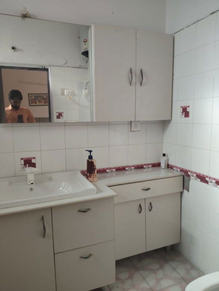 Kitchen, sector 40 2 Bedroom 1500 Sq.Ft. Builder Floor In Sector 40 Noida 10551369