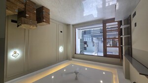 Room in 3 BHK Builder Floor at Sector 10 – for Sale