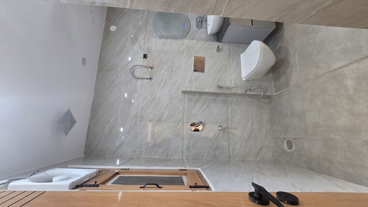 Bathroom, sector 10 3 Bedroom 263 Sq.Yd. Builder Floor In Sector 10 Gurgaon 10548811