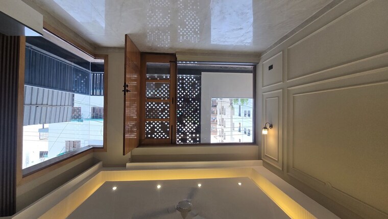 Bedroom, sector 10 3 Bedroom 263 Sq.Yd. Builder Floor In Sector 10 Gurgaon 10548811