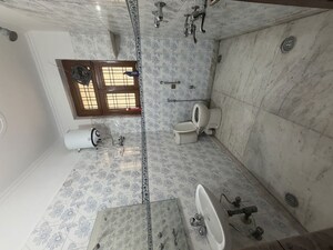 Bathroom in 2 BHK Builder Floor at Sector 15 – for Rent