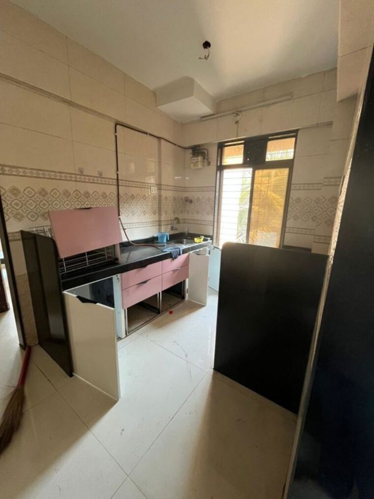 Kitchen, mittul-enclave 1 Bedroom 450 Sq.Ft. Apartment In Chembur Mumbai 10551401