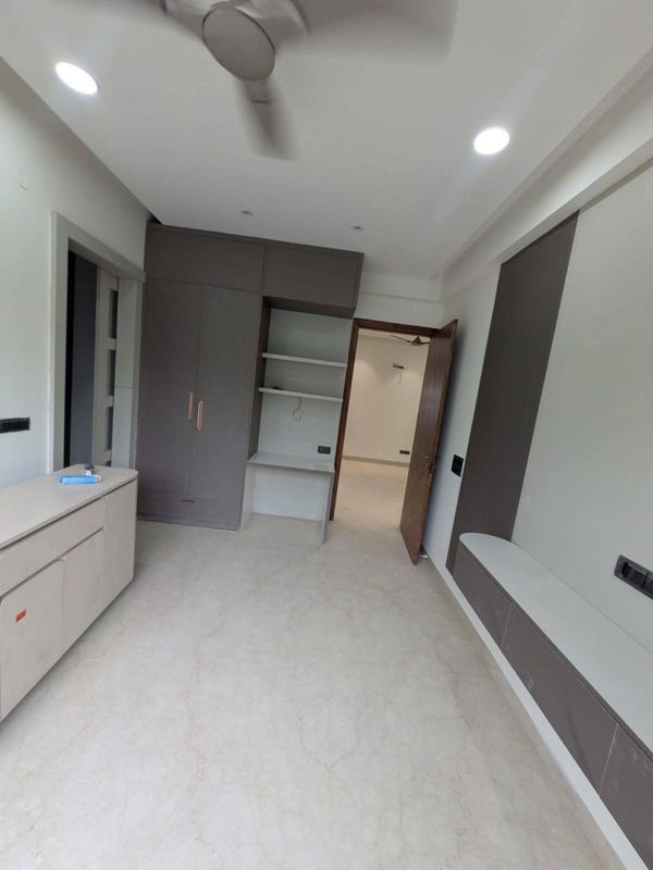 4 BHK + Servant Room 2205 Sq.Ft. Builder Floor in Aradhya Homes