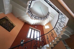 Furnished Amenities in 5 BHK Independent House at Maninagar – for Sale