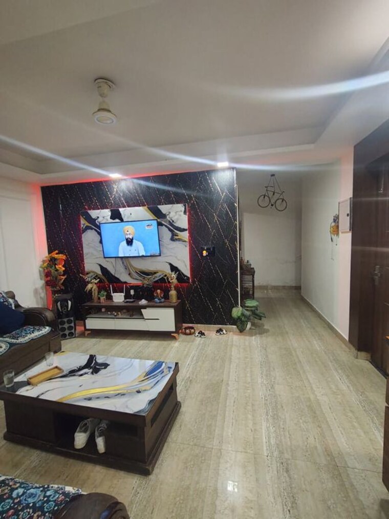 Bedroom, green fields colony 3 Bedroom 1800 Sq.Ft. Builder Floor In Green Fields Colony Faridabad 10551418