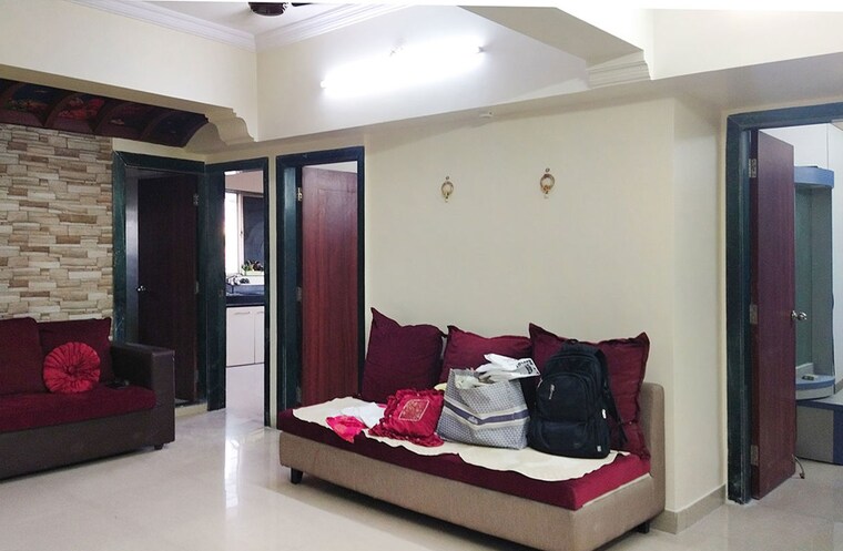 Bedroom, malad west Pg For Girls In Malad West 10551493