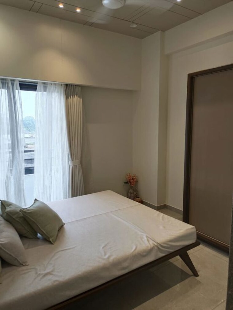 Bedroom, darshanam-seltosa 4 Bedroom 1300 Sq.Ft. Apartment In Gotri Vadodara 10443904