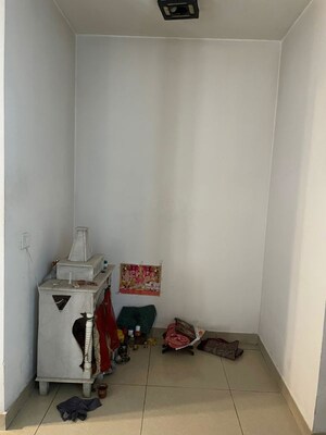 Room in 3 BHK Apartment at Ajnara Grand Heritage, Sector 74 – for Sale