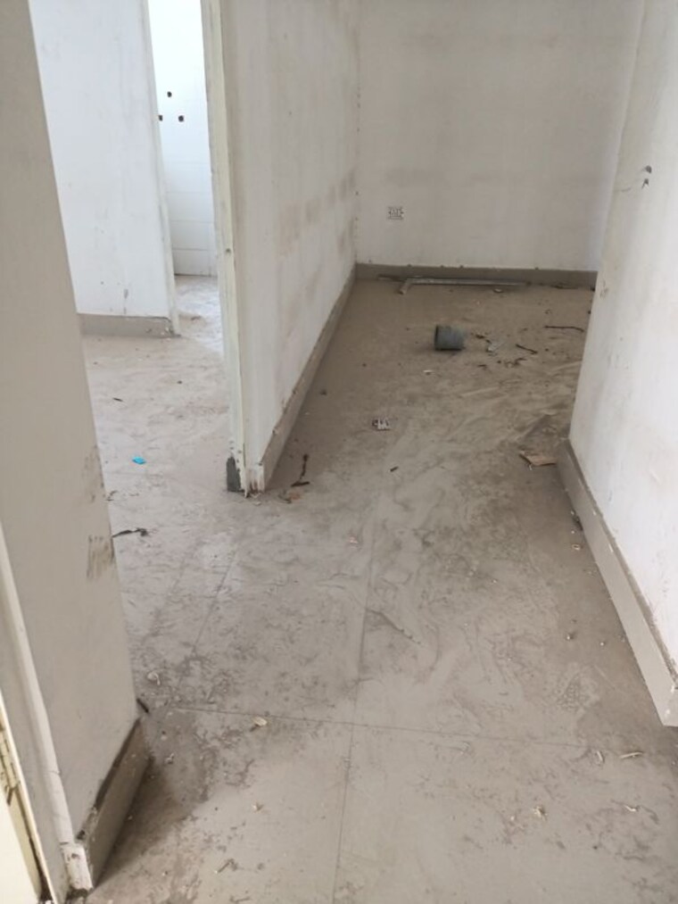 Bathroom, conscient-habitat-78 3 Bedroom 1000 Sq.Ft. Apartment In Sector 78 Faridabad 10551515