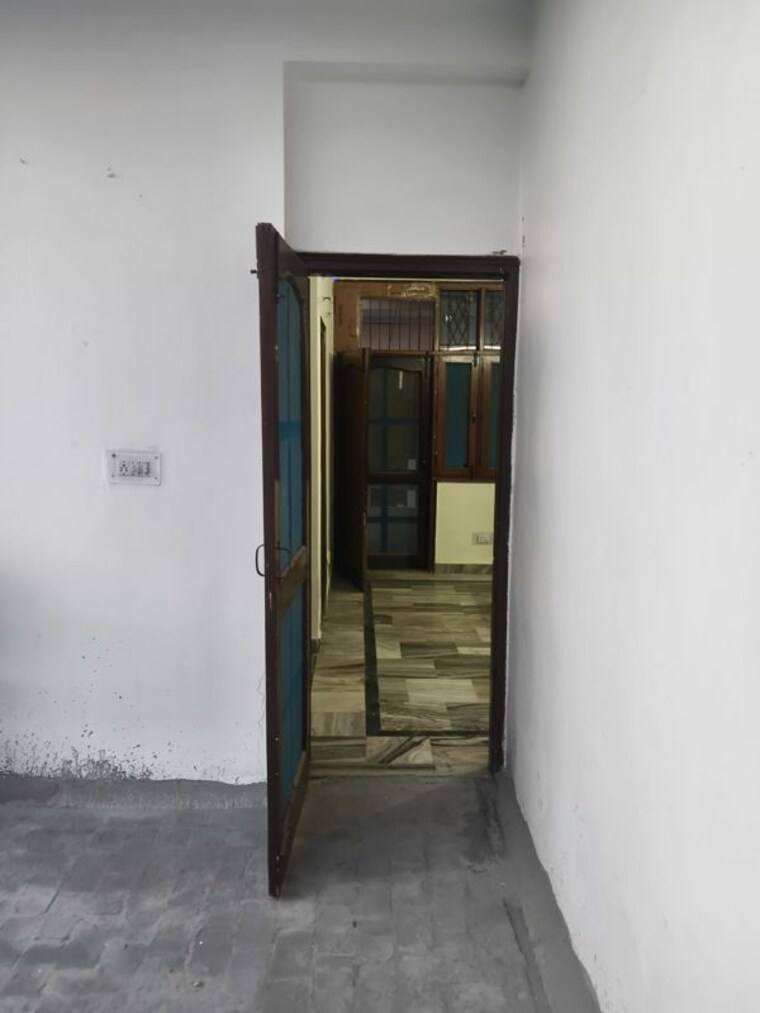 undefined, rwa-apartments-sector-52 1 Bedroom 550 Sq.Ft. Independent House In Sector 52 Noida 10551571