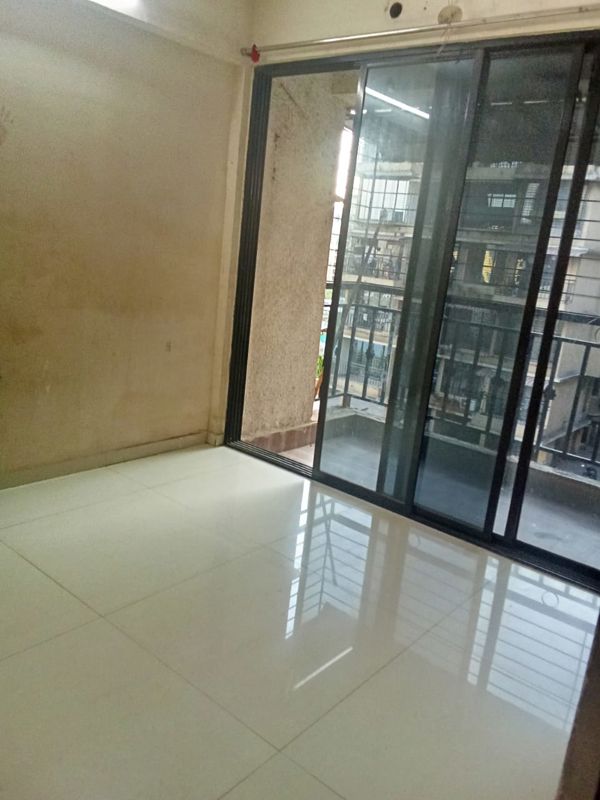 1 BHK 670 Sq.Ft. Apartment in Prathmesh Platinum