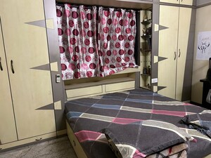 Bedroom in 2 BHK Apartment at Magarpatta Daffodils Apartment, Hadapsar – for Rent