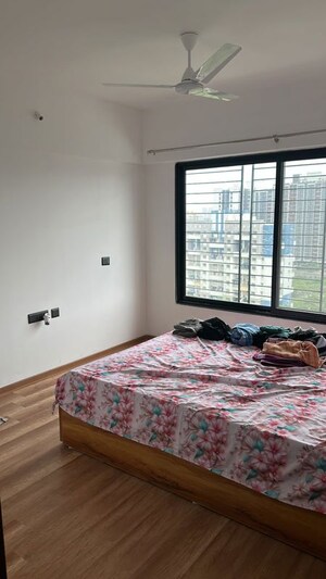 Bedroom in 2 BHK Apartment at Magarpatta Daffodils Apartment, Hadapsar – for Rent