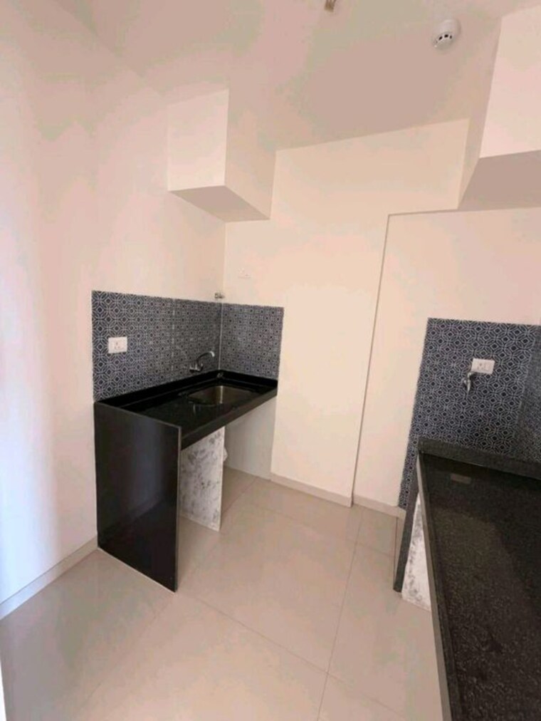 Team Area, lodha-crown-kolshet 2 Bedroom 550 Sq.Ft. Apartment In Kolshet Road Thane 10551550