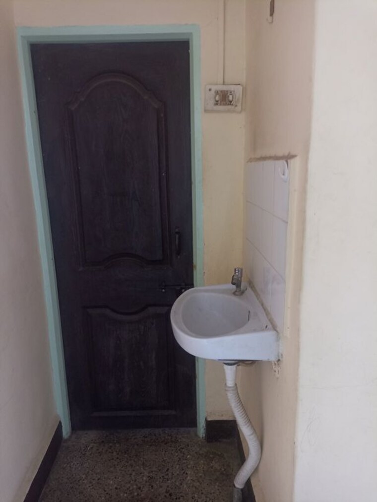 Bathroom, bhushan-chs-chinchwad 1 Bedroom 561 Sq.Ft. Builder Floor In Chinchwad Pune 10378157