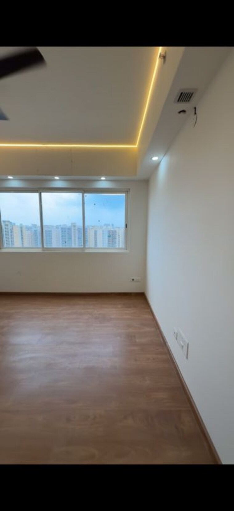 Room, godrej-air-sector-85 2 Bedroom 1406 Sq.Ft. Apartment In Sector 85 Gurgaon 10551624