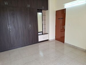 Room in 3 BHK Apartment at Monarch Serenity, Thanisandra Main Road – for Rent