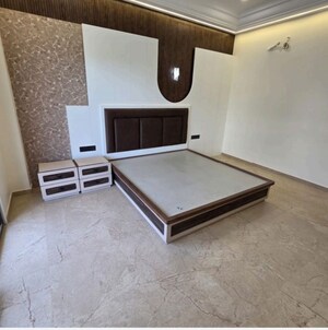 Room in 4 BHK Independent House at Nirman Nagar – for Sale