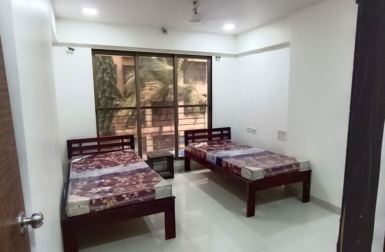 Bedroom, goregaon west Pg For Boys In Goregaon West 10551733
