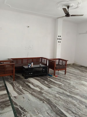 Bedroom in 2 BHK Villa at Sector 23 – for Rent