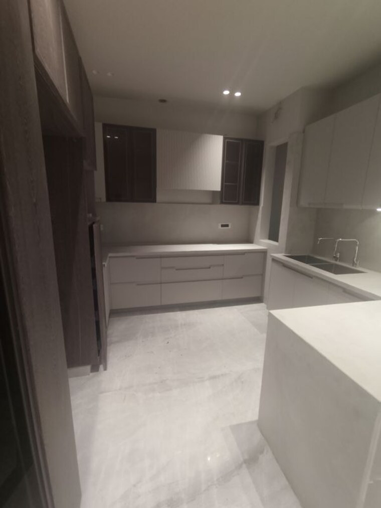 Bathroom, vikas puri 3 Bedroom 200 Sq.Yd. Builder Floor In Vikas Puri Delhi 10551769
