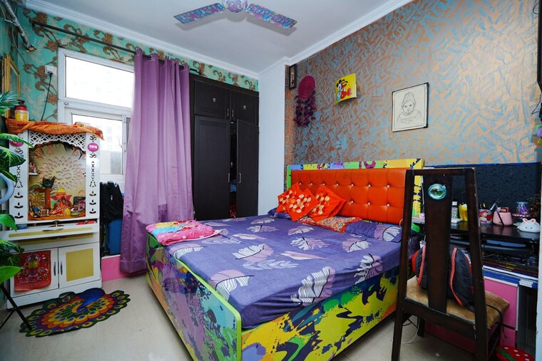 Bedroom, amrapali-silicon-city 2 Bedroom 1035 Sq.Ft. Apartment In Sector 76 Noida 10551842