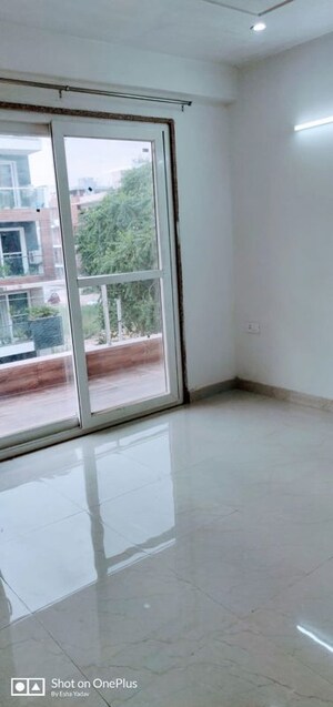 4 BHK Builder Floor For Rent in Sector 46