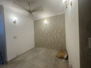 Room in 1 BHK Builder Floor at Kalkaji – for Rent