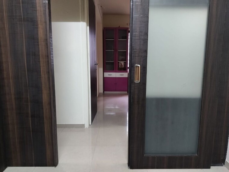 Room, neelkanth-palms 2.5 Bedroom 900 Sq.Ft. Apartment In Kapur Bawdi Thane 10551873